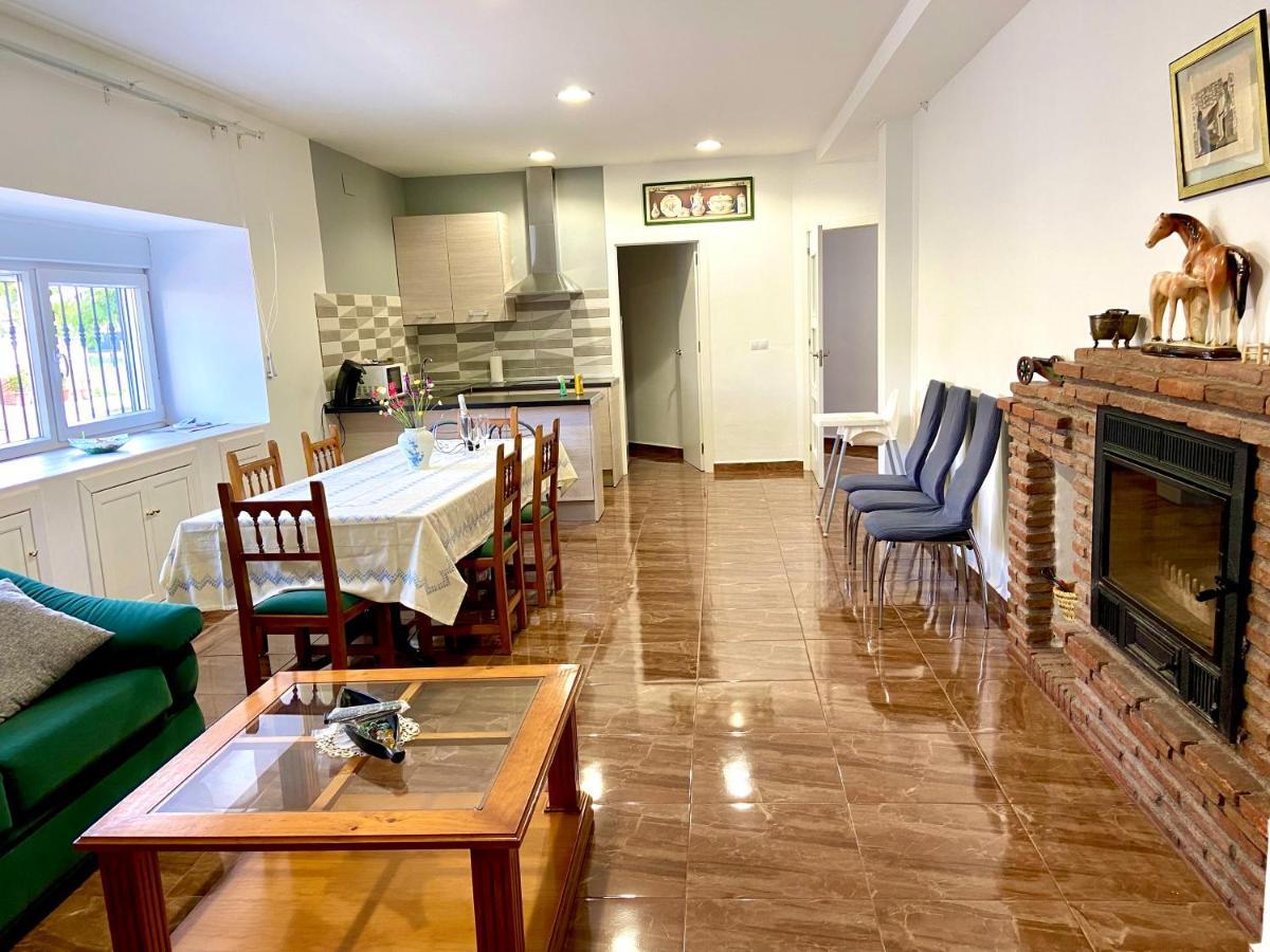 Holiday home Casa Campoamor By Solymar Cogollos de Guadix